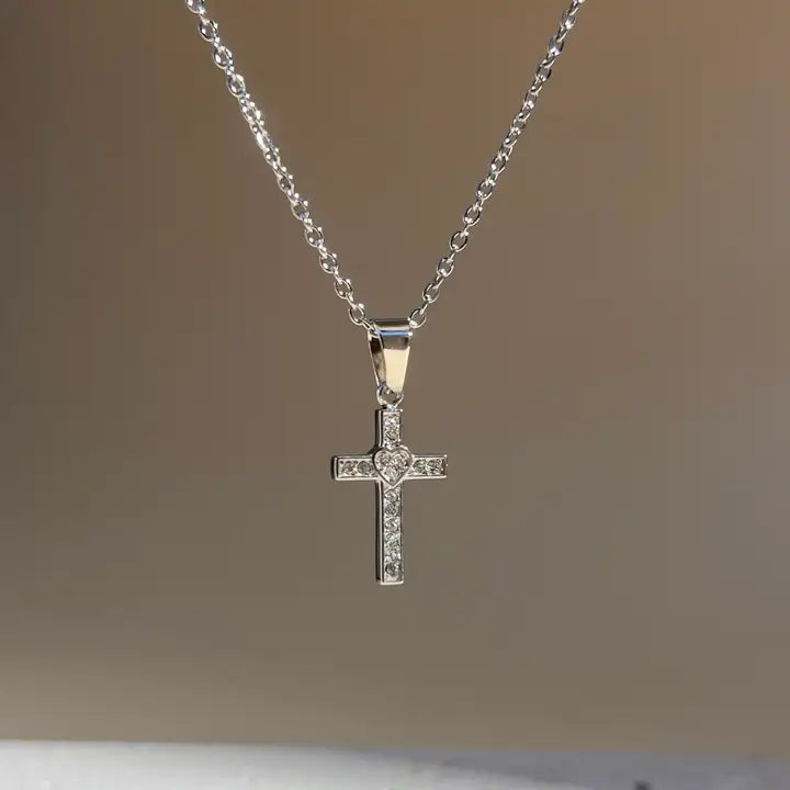 Collier acier inoxydable croix minimaliste fin avec strass